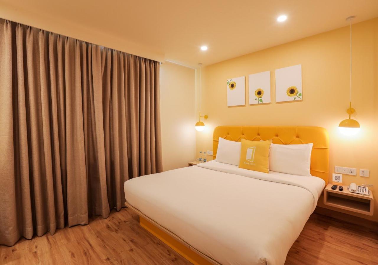 Bloom Hotel - Джаландхар Екстериор снимка